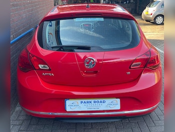 Used Vauxhall Astra 2015 for sale - 75202721: Photo