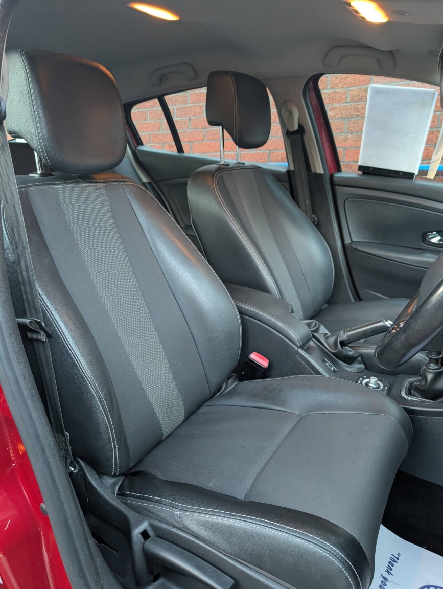 Used Renault Megane 2015 for sale - 76974410: Photo 13