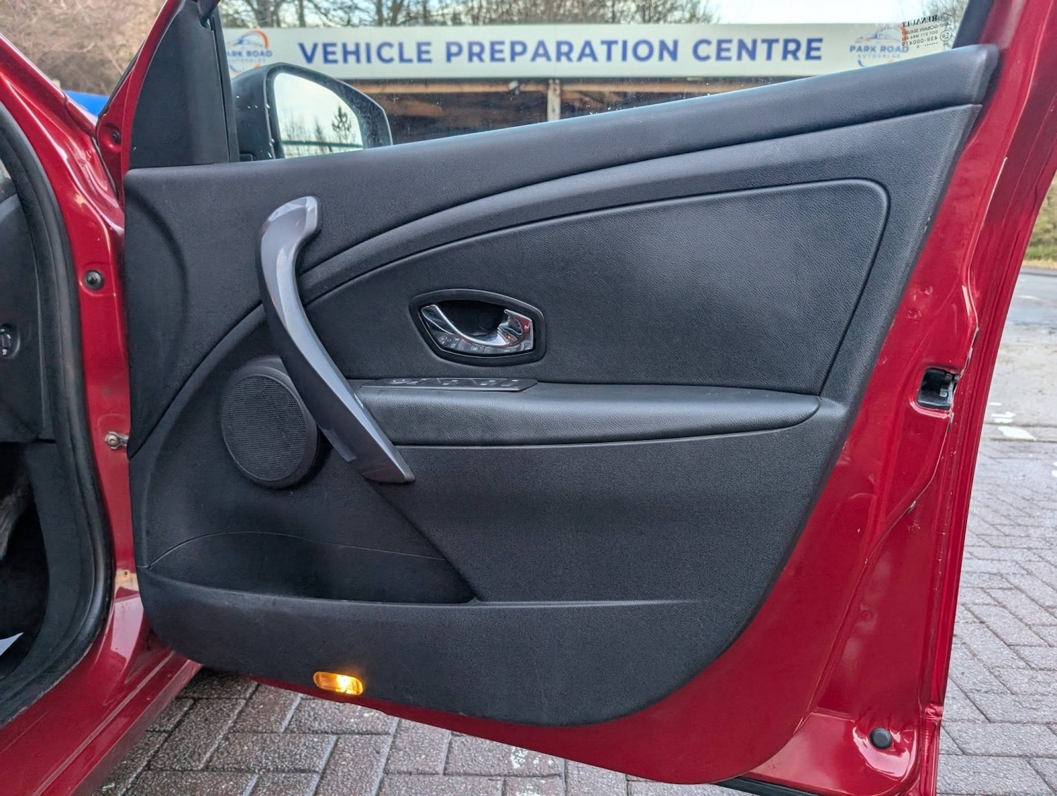 Used Renault Megane 2015 for sale - 76974410: Photo 18