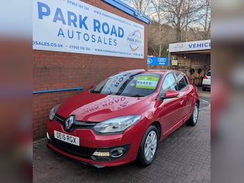 2015 - 1.5 dCi Dynamique TomTom Energy 5dr