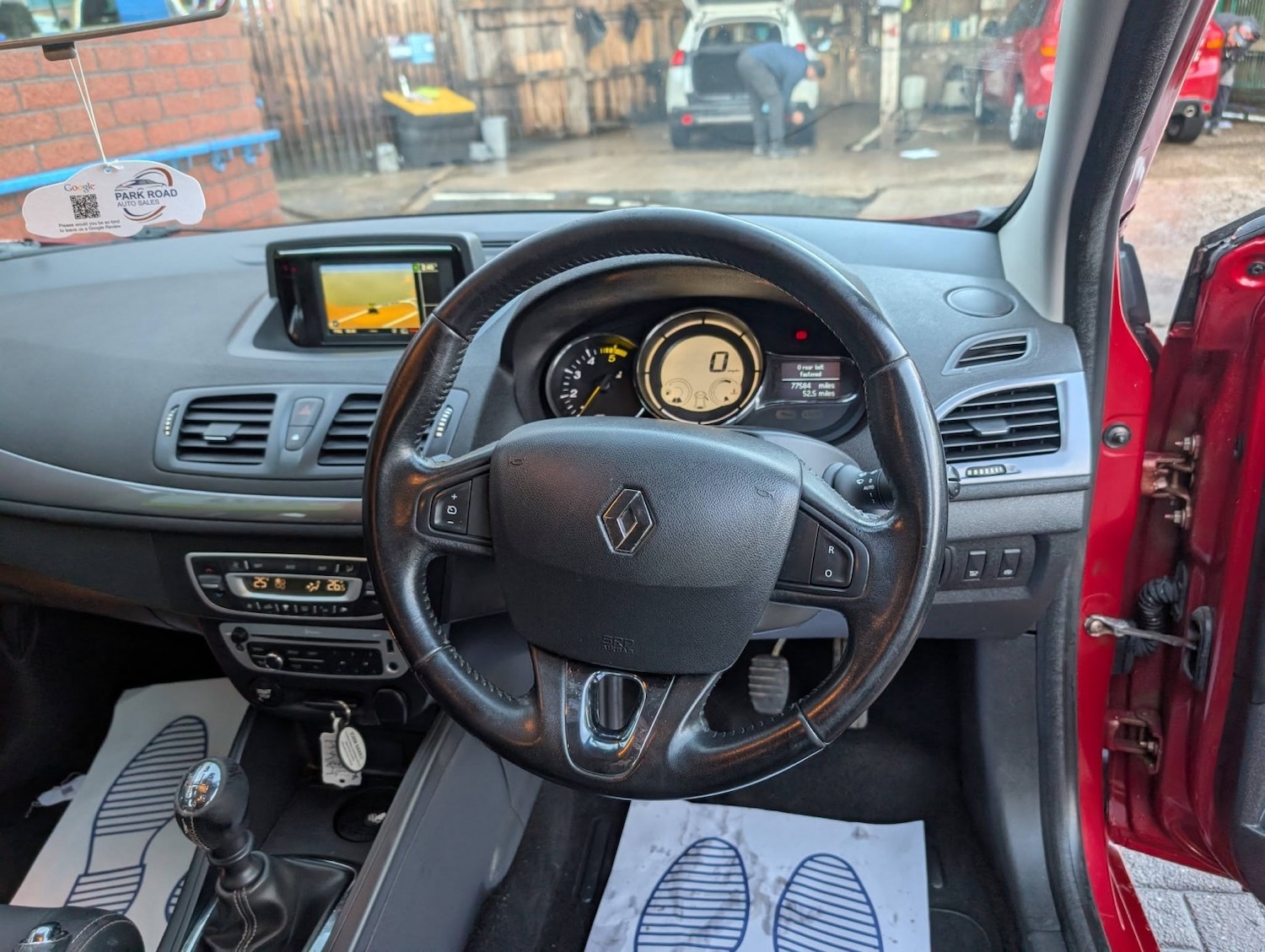 Used Renault Megane 2015 for sale - 76974410: Photo 21