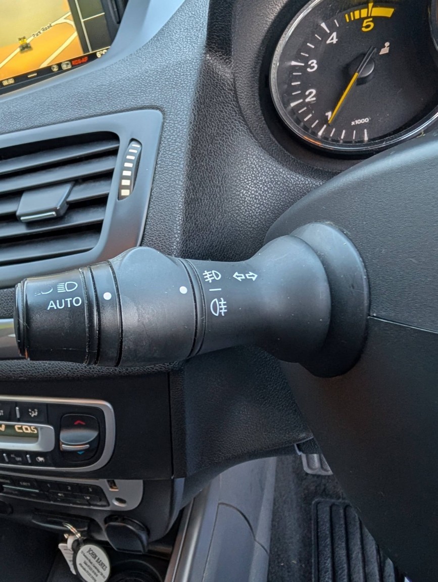 Used Renault Megane 2015 for sale - 76974410: Photo 24