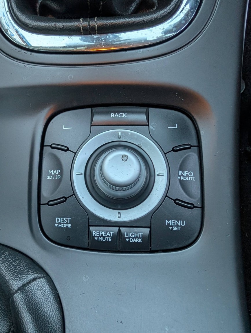 Used Renault Megane 2015 for sale - 76974410: Photo 27