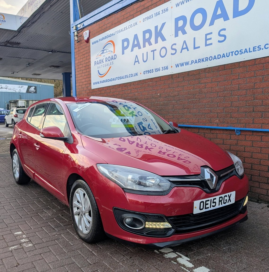 Used Renault Megane 2015 for sale - 76974410: Photo 4