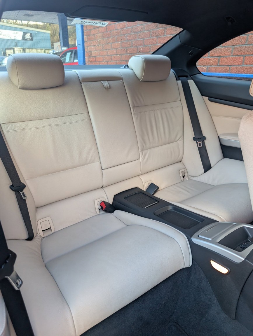 Used BMW 3 Series 2010 for sale - 76643458: Photo 15