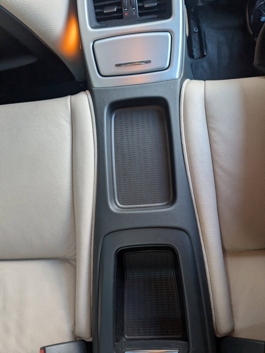 Used BMW 3 Series 2010 for sale - 76643458: Photo 19