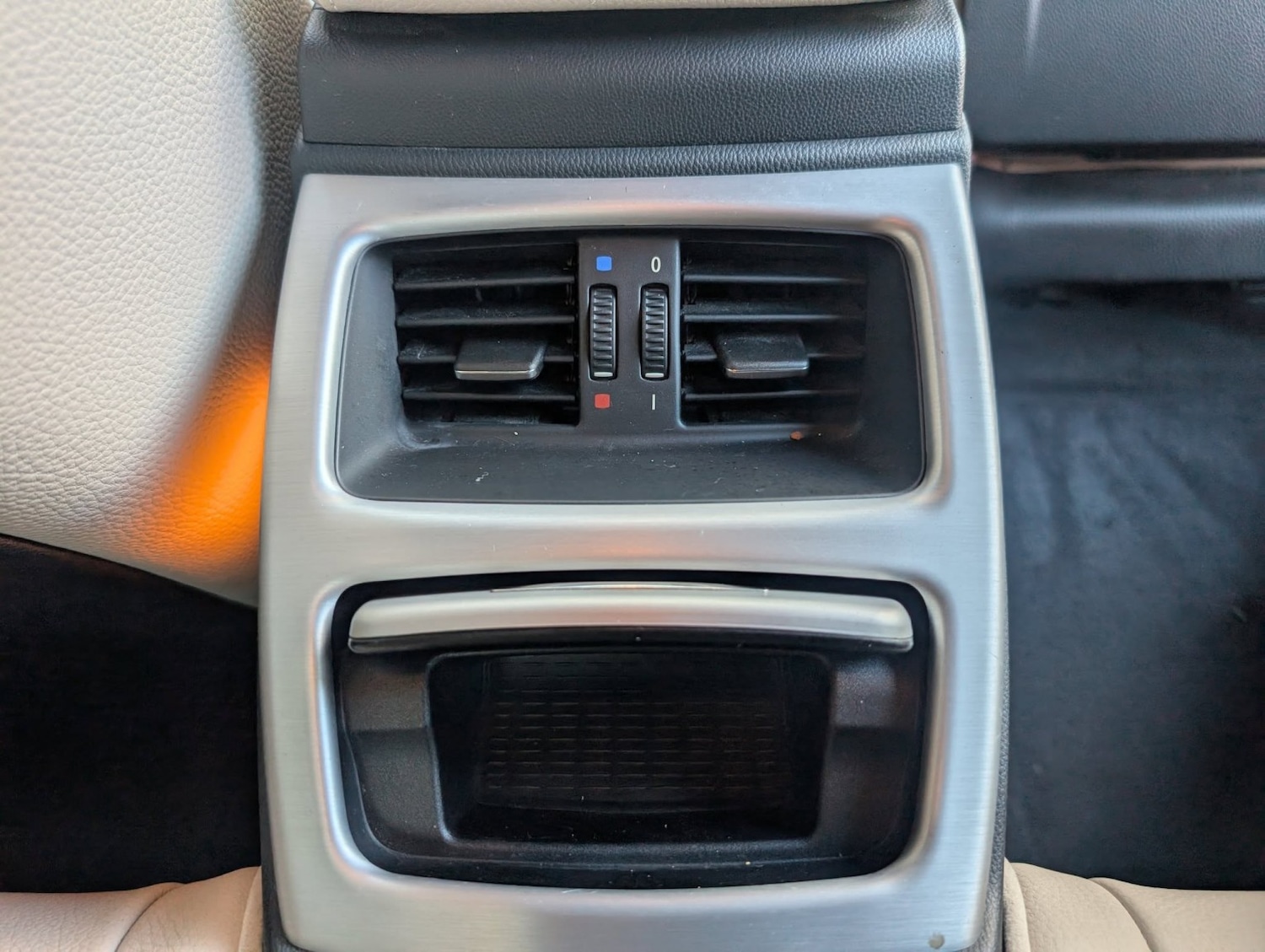 Used BMW 3 Series 2010 for sale - 76643458: Photo 28