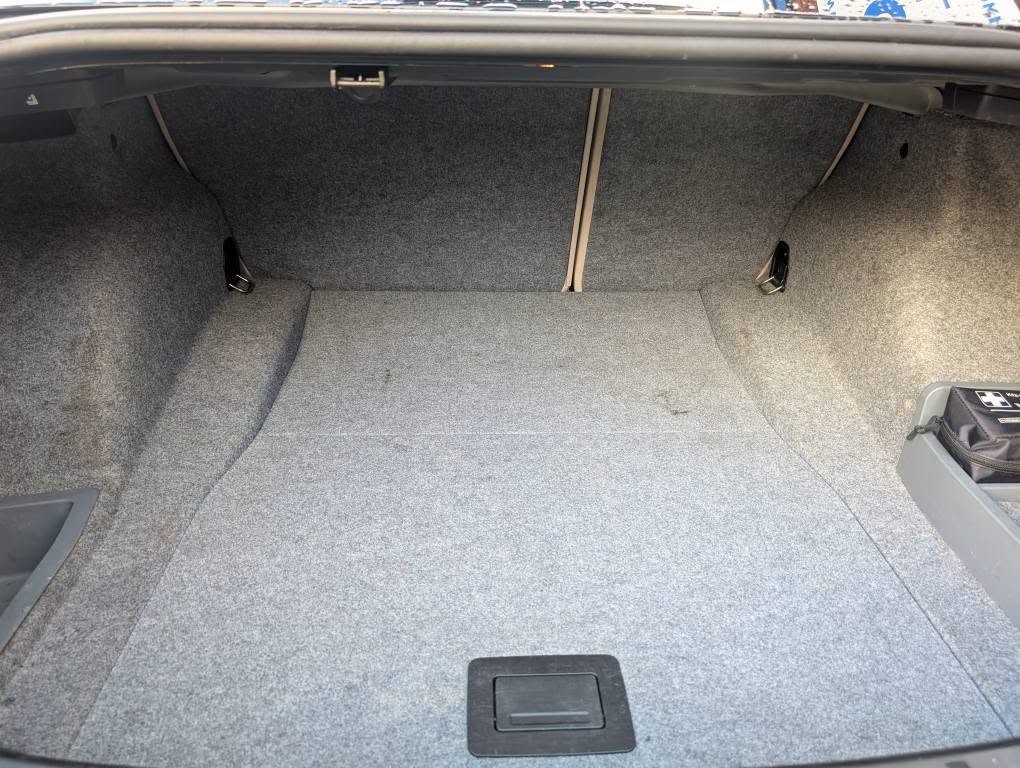 Used BMW 3 Series 2010 for sale - 76643458: Photo 39