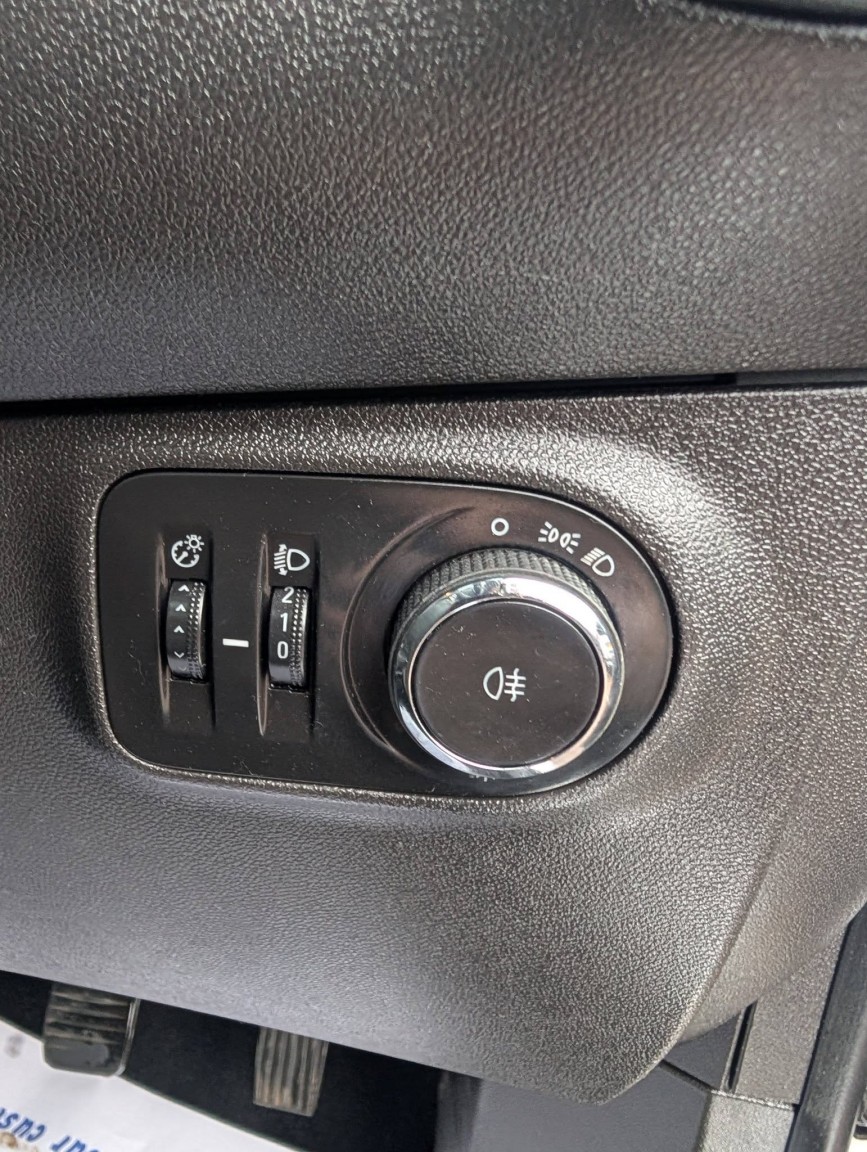 Used Vauxhall ADAM 2016 for sale - 77423354: Photo 29