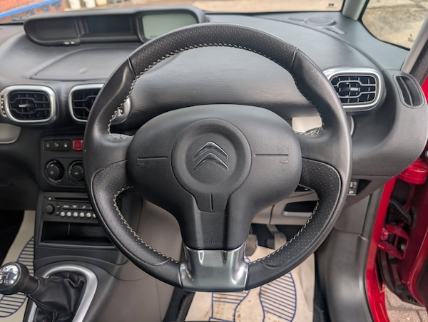 Used Citroen C3 Picasso 2016 for sale - 75249571: Photo 22