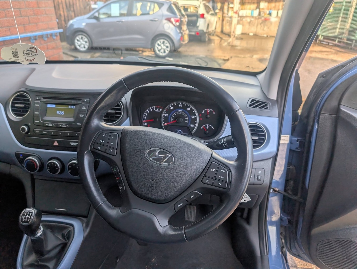 Used Hyundai i10 2014 for sale - 76957898: Photo 18