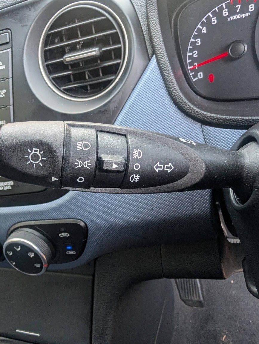 Used Hyundai i10 2014 for sale - 76957898: Photo 23