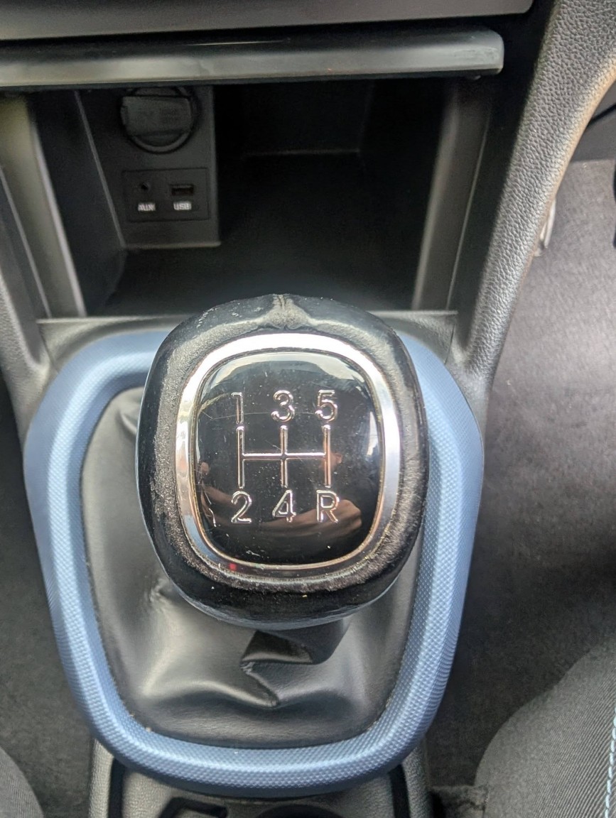 Used Hyundai i10 2014 for sale - 76957898: Photo 25