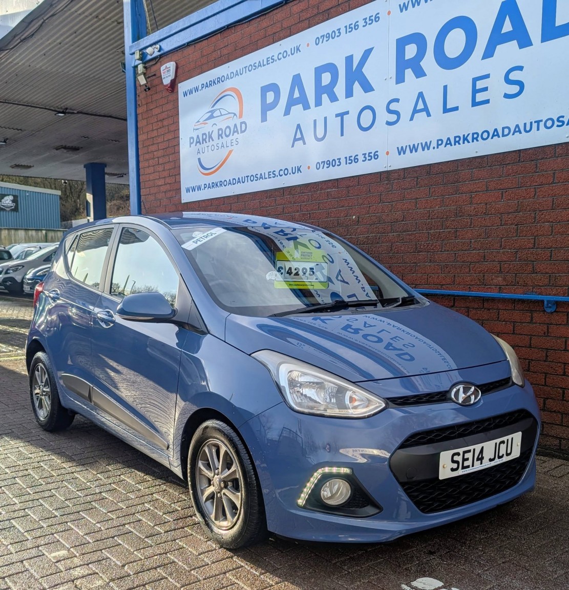 Used Hyundai i10 2014 for sale - 76957898: Photo 4