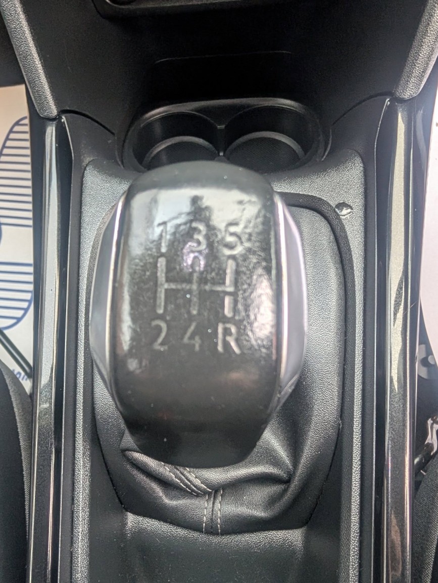 Used Peugeot 2008 2015 for sale - 76334727: Photo 35