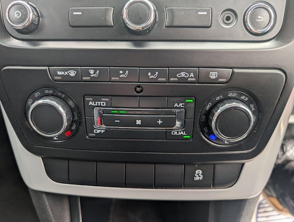 Used Skoda Yeti 2013 for sale - 75681558: Photo 31