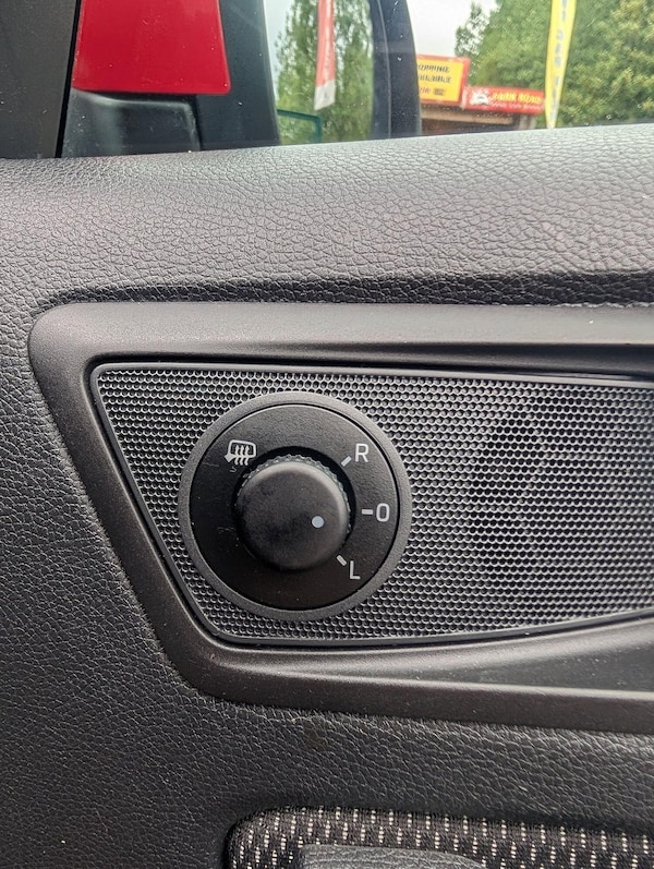 Used Skoda Yeti 2013 for sale - 75681558: Photo 34