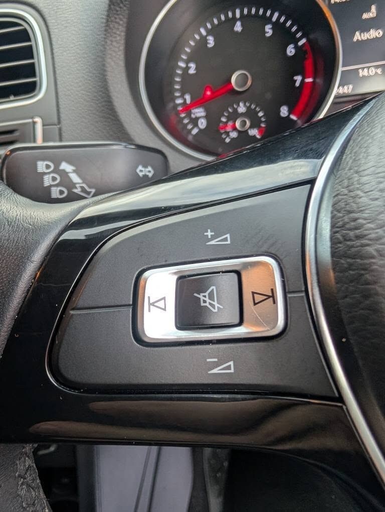 Used Volkswagen Polo 2015 for sale - 77759027: Photo 21