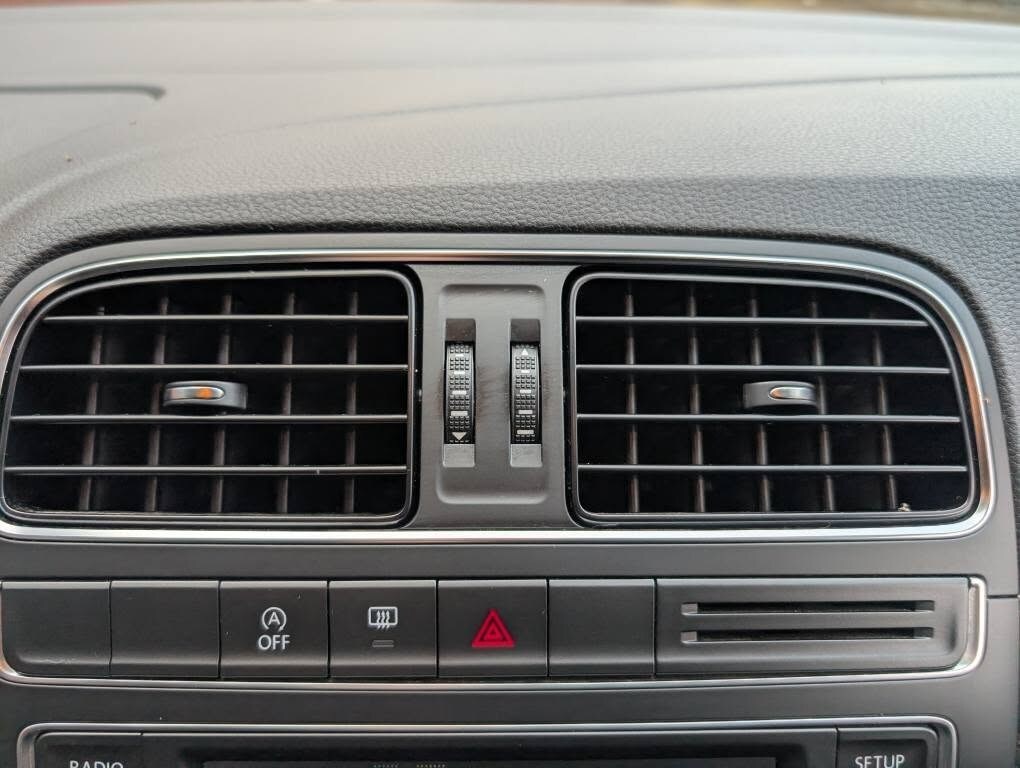 Used Volkswagen Polo 2015 for sale - 77759027: Photo 30