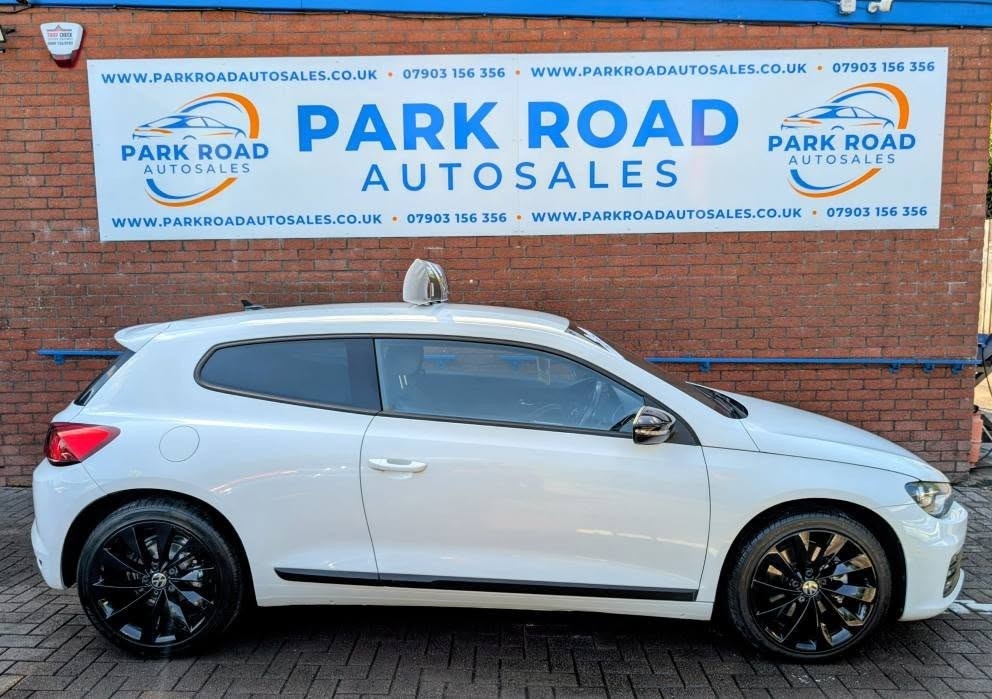 Used Volkswagen Scirocco 2017 for sale - 76120195: Photo 12