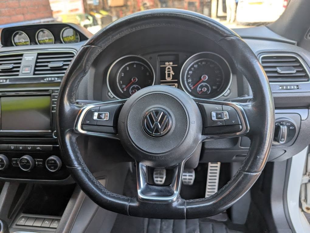 Used Volkswagen Scirocco 2017 for sale - 76120195: Photo 27