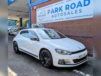 Used Volkswagen Scirocco 2017 for sale - 76120195: Photo 3