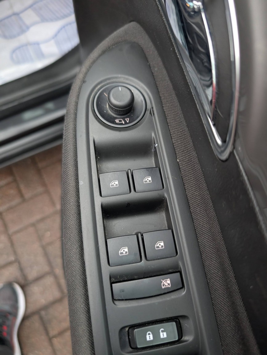 Used Vauxhall Mokka 2015 for sale - 77264455: Photo 22