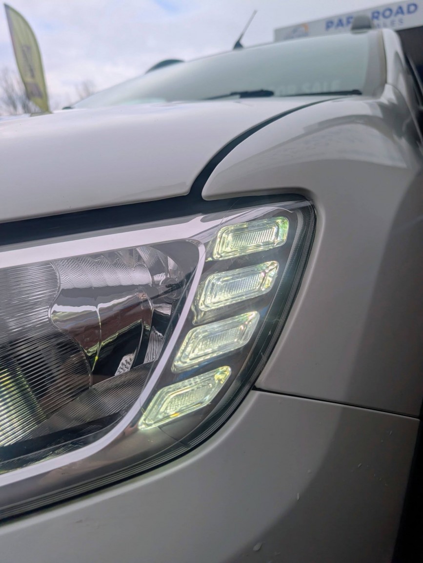 Used Dacia Sandero Stepway 2017 for sale - 76941808: Photo 10