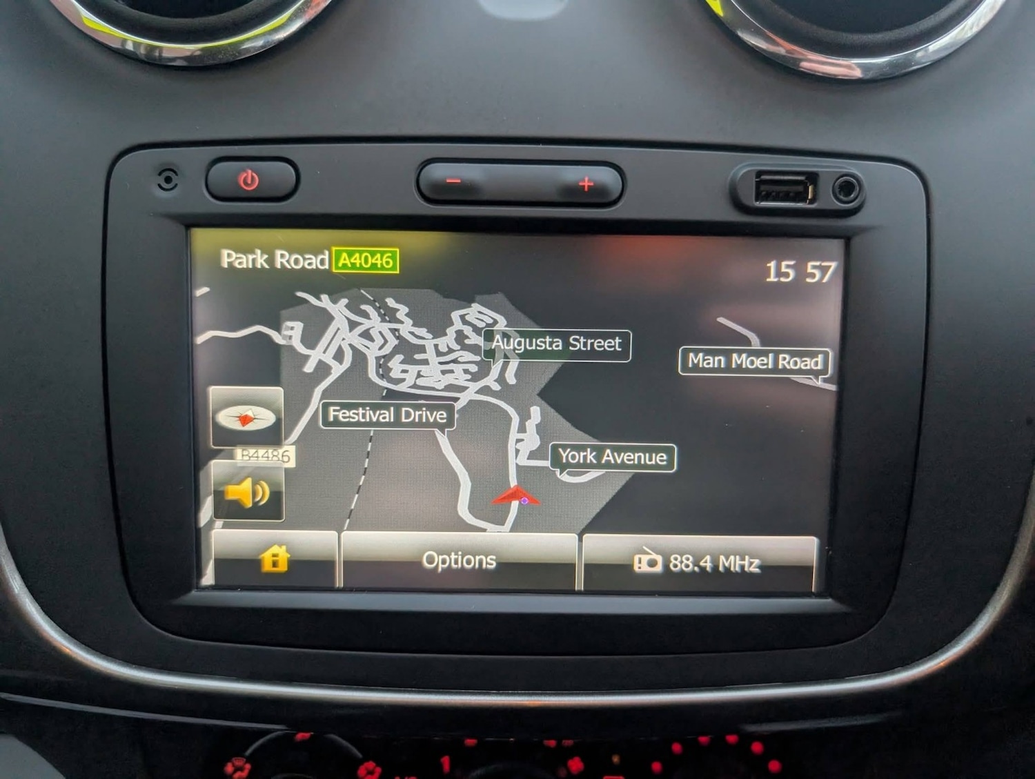 Used Dacia Sandero Stepway 2017 for sale - 76941808: Photo 31