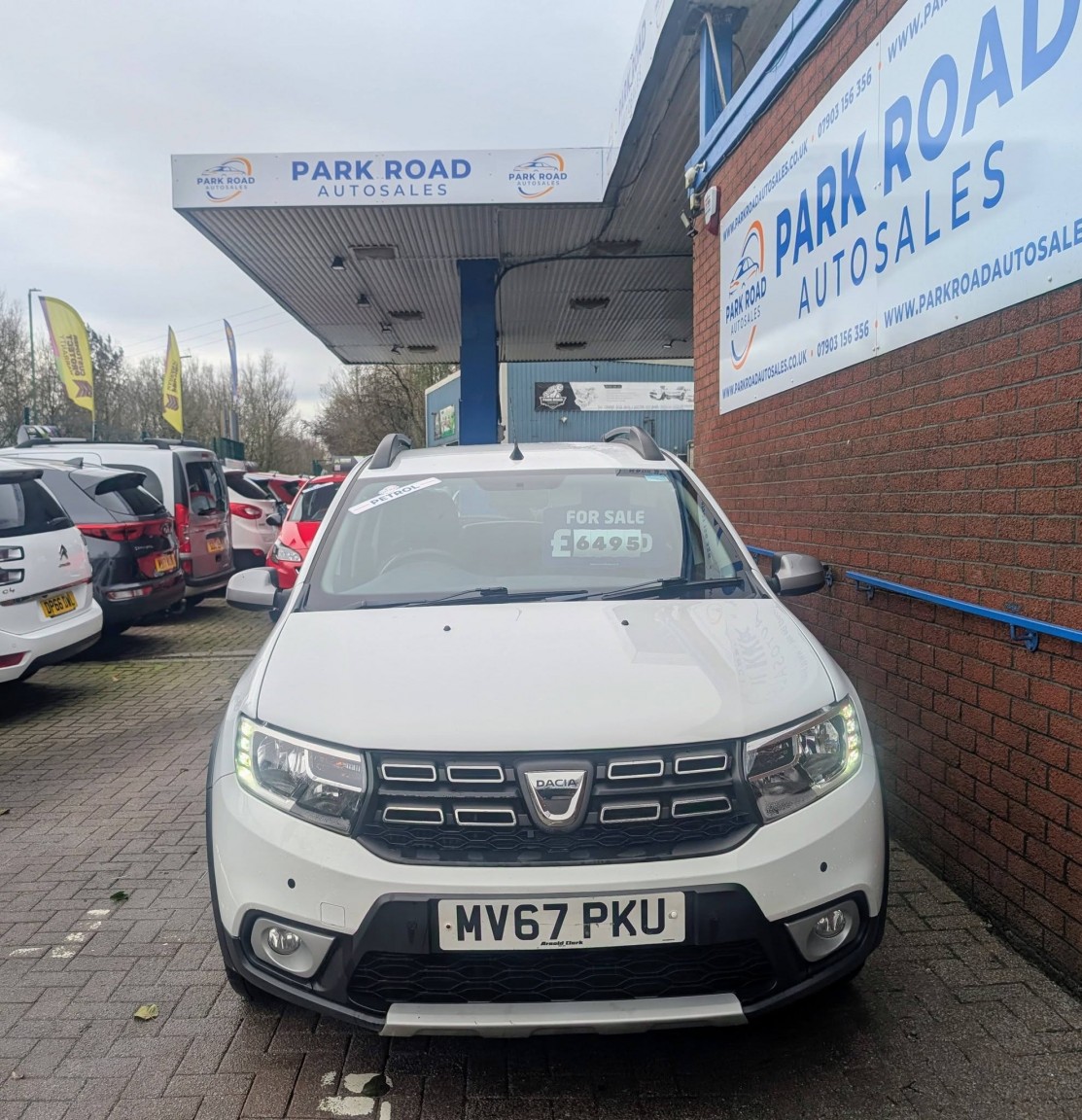 Used Dacia Sandero Stepway 2017 for sale - 76941808: Photo 8