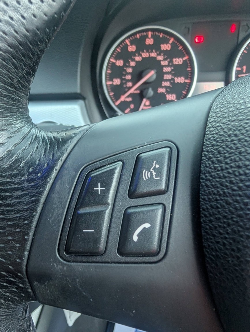 Used BMW 3 Series 2011 for sale - 77089893: Photo 29