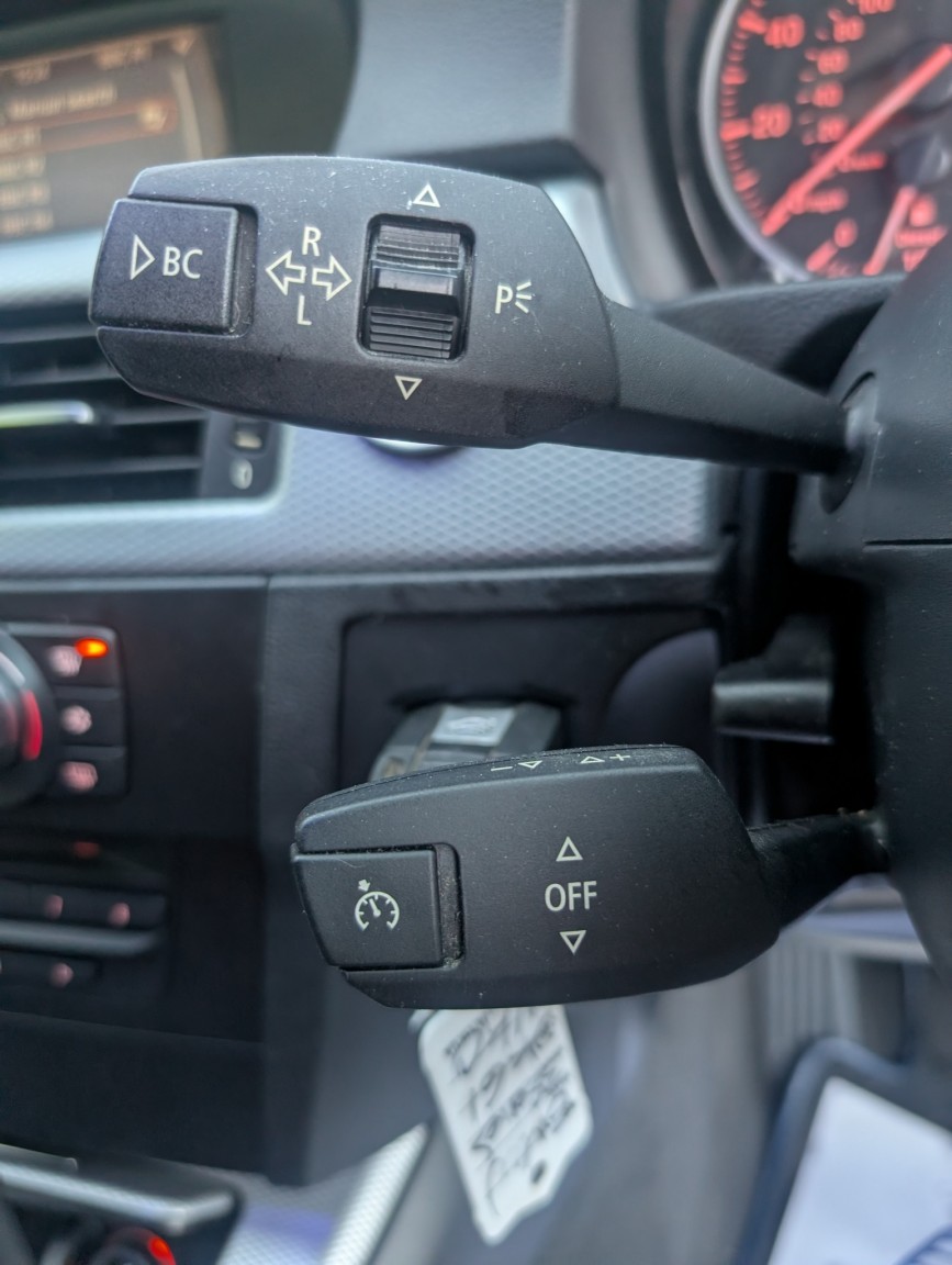 Used BMW 3 Series 2011 for sale - 77089893: Photo 31