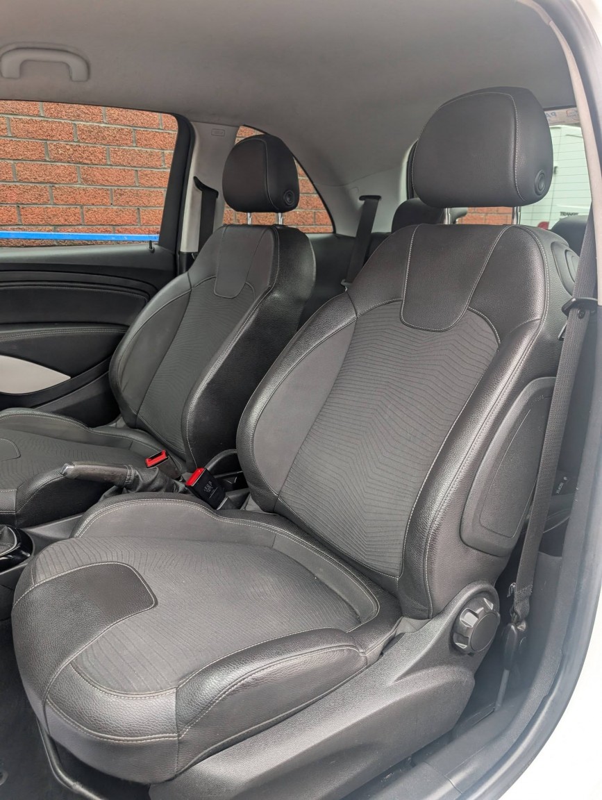 Used Vauxhall ADAM 2018 for sale - 77319802: Photo 20