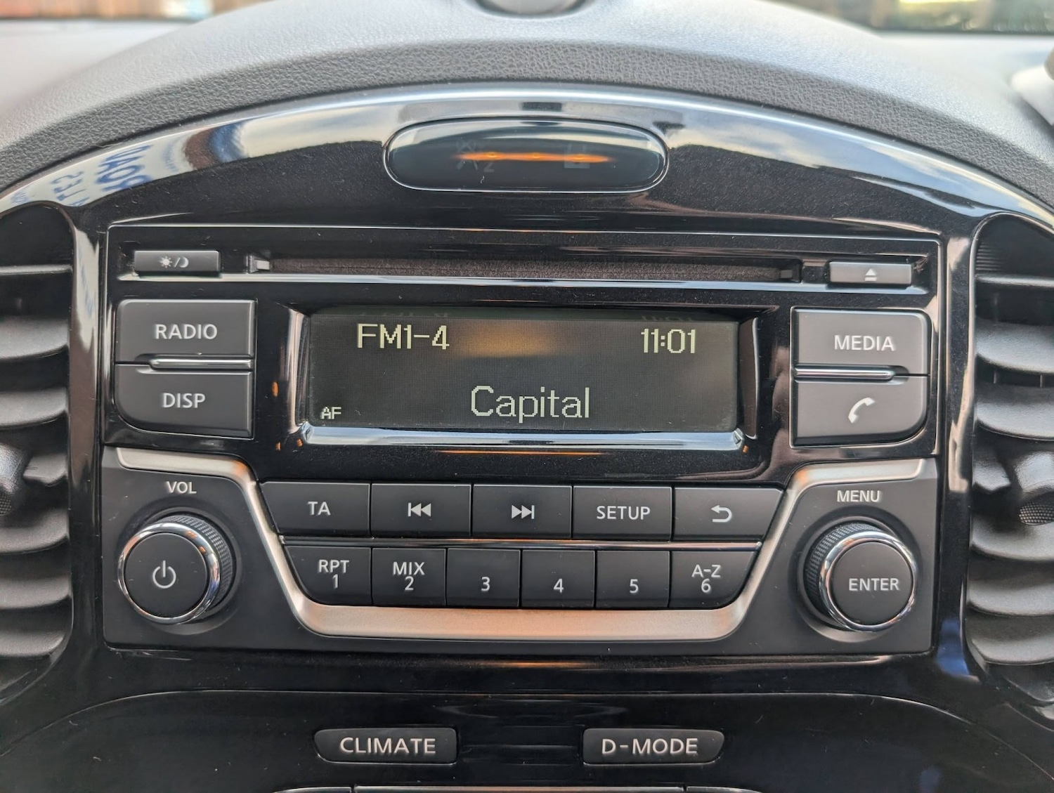 Used Nissan Juke 2015 for sale - 77083301: Photo 28