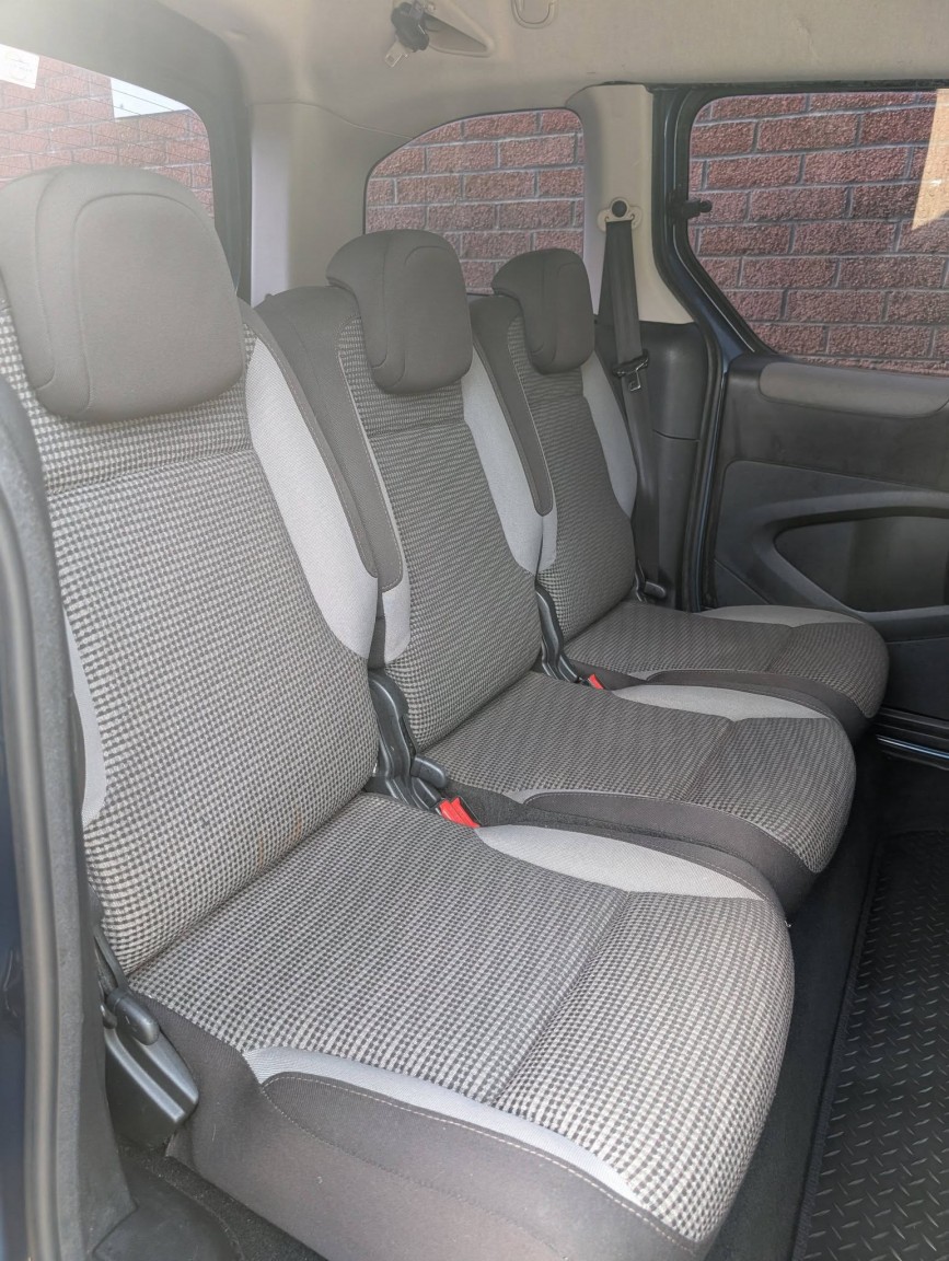 Used Peugeot Partner Tepee 2012 for sale - 77938056: Photo 17