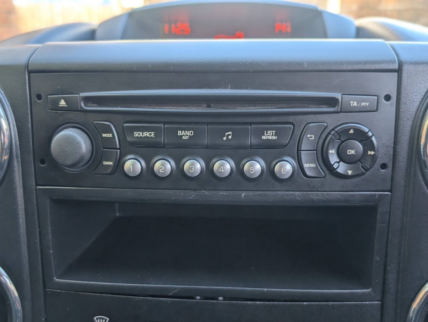 Used Peugeot Partner Tepee 2012 for sale - 77938056: Photo 31