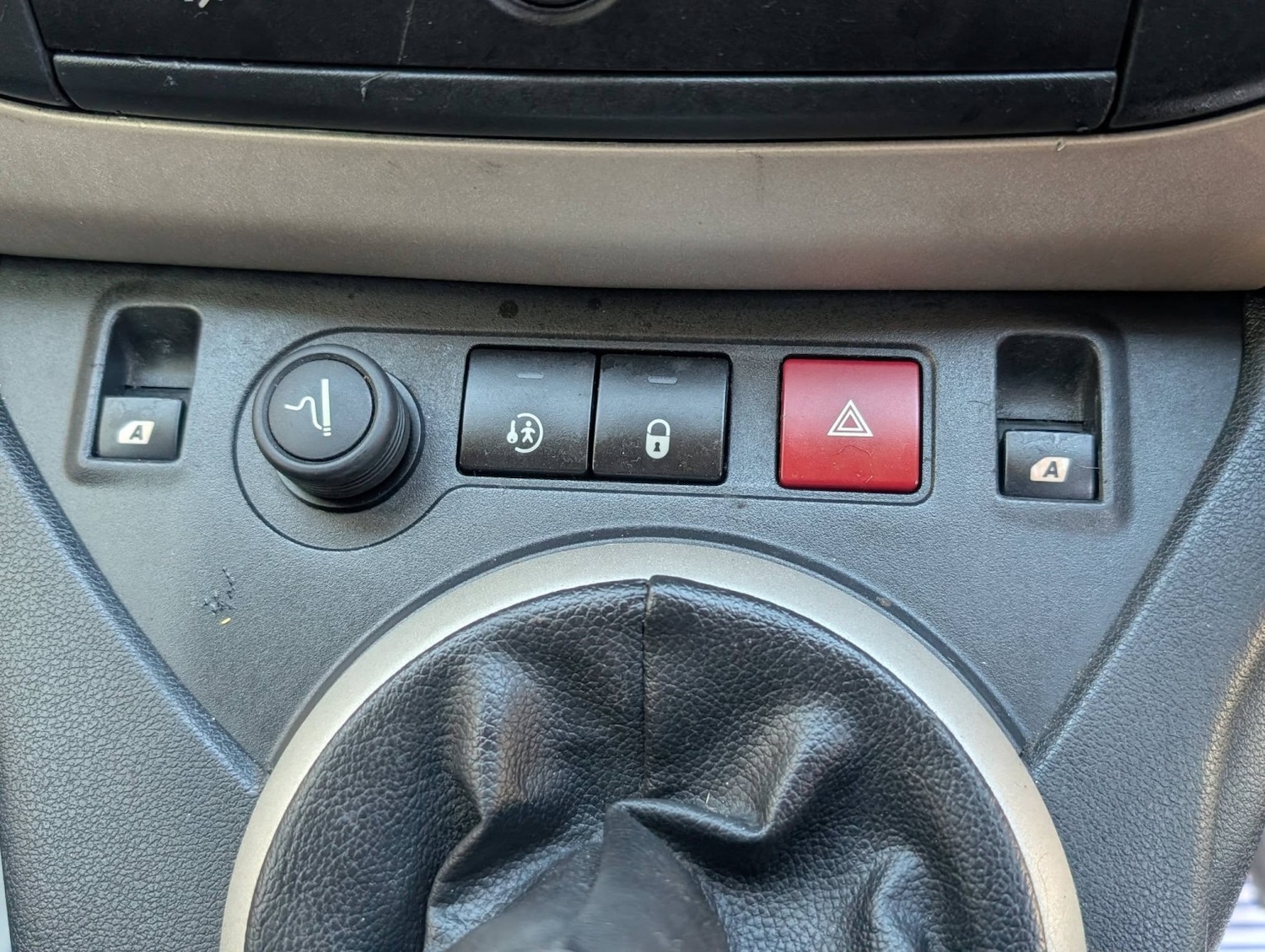 Used Peugeot Partner Tepee 2012 for sale - 77938056: Photo 36