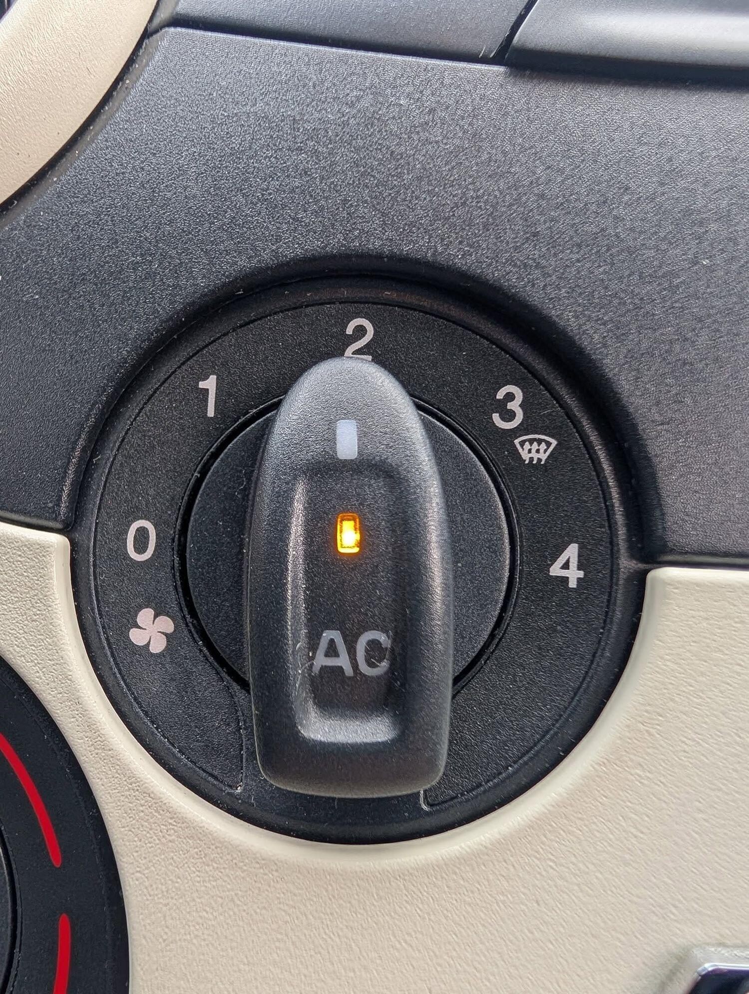 Used Ford Ka 2013 for sale - 77464864: Photo 20