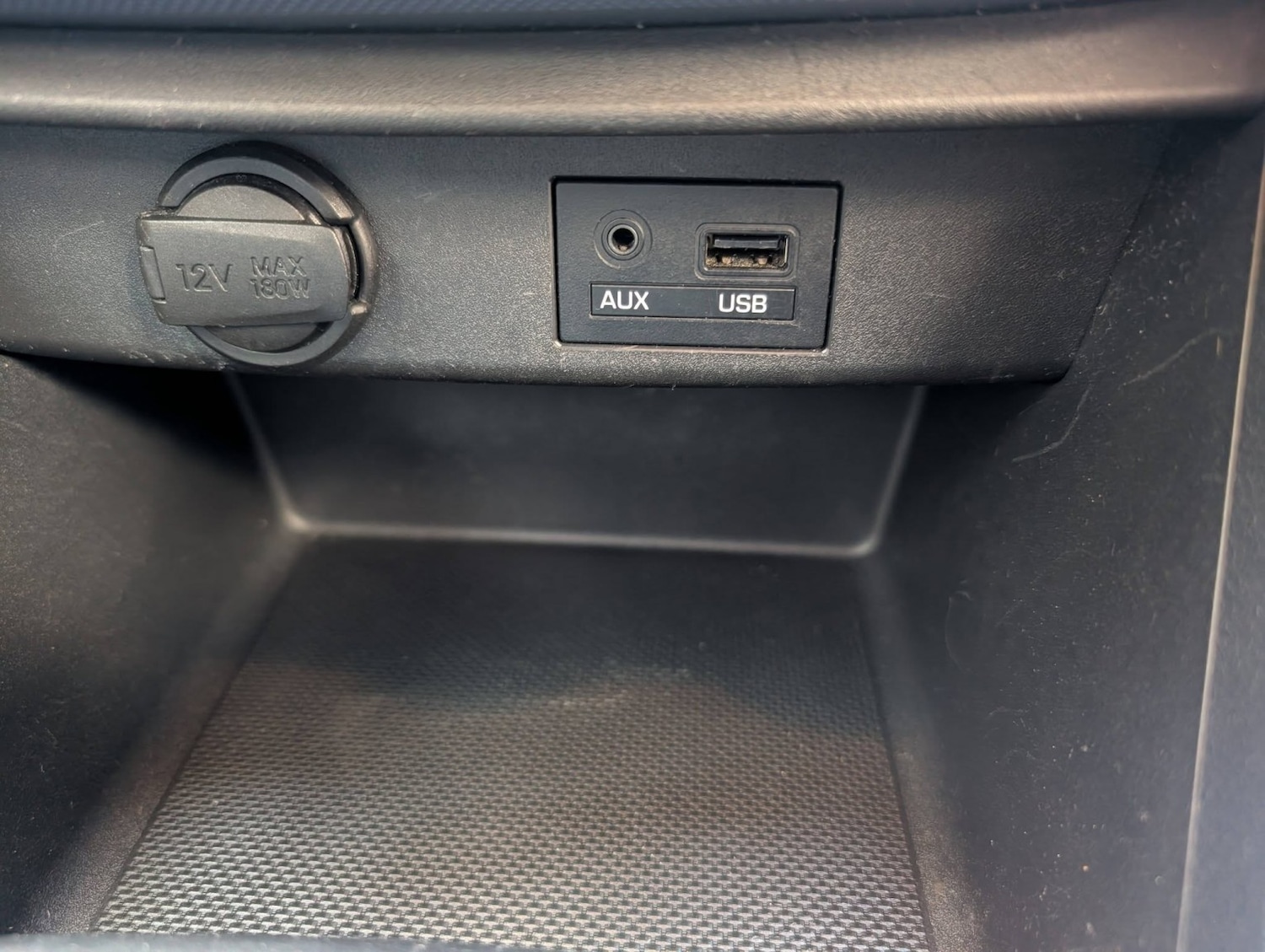 Used Hyundai i10 2015 for sale - 76935371: Photo 27