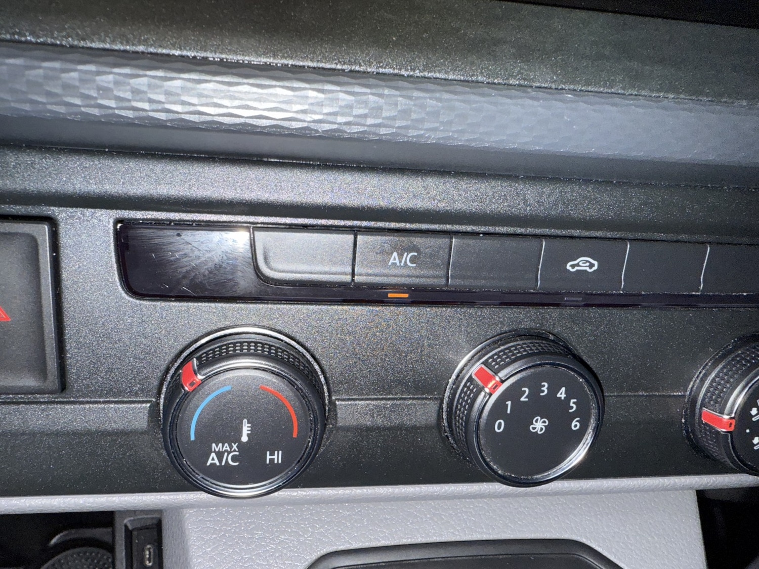 Used Volkswagen Transporter 2022 for sale - 76863862: Photo 13