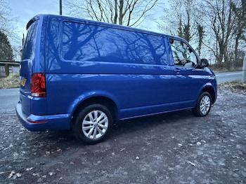 Used Volkswagen Transporter 2022 for sale - 76863862: Photo