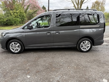 Used Volkswagen Caddy Maxi 2023 for sale - 78258143: Photo