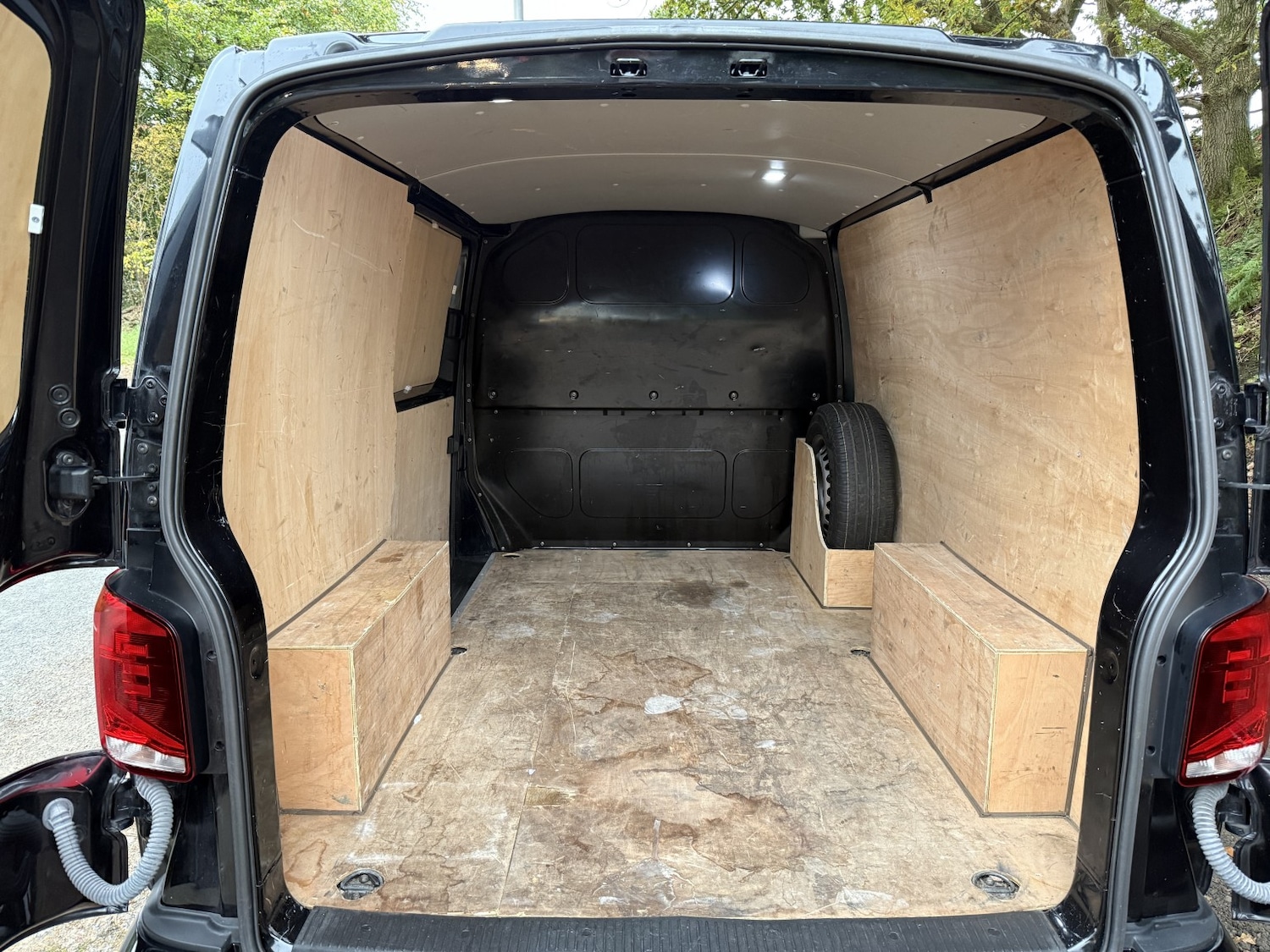 Used Volkswagen Transporter 2022 for sale - 76263001: Photo 10