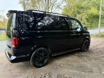 Used Volkswagen Transporter 2022 for sale - 76263001: Photo