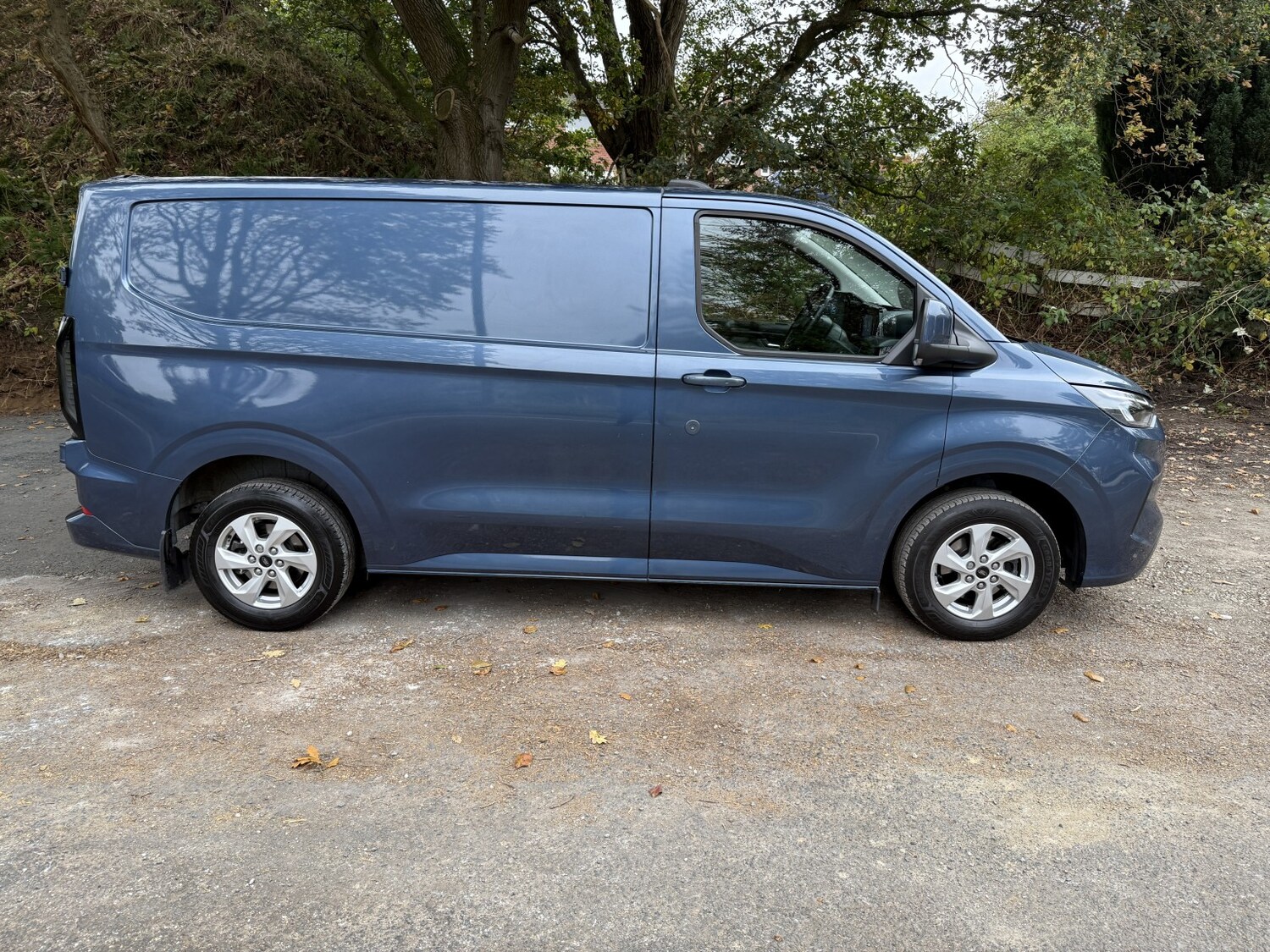 Used Ford Transit Custom 2023 for sale - 76120212: Photo 2