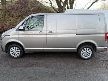 Used Volkswagen Transporter 2021 for sale - 76968559: Photo