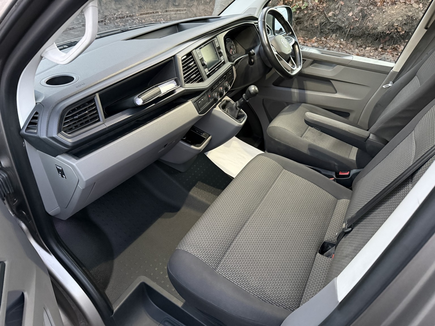 Used Volkswagen Transporter 2021 for sale - 76968559: Photo 8