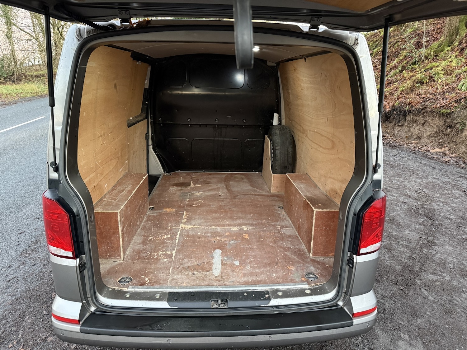 Used Volkswagen Transporter 2021 for sale - 76968559: Photo 9