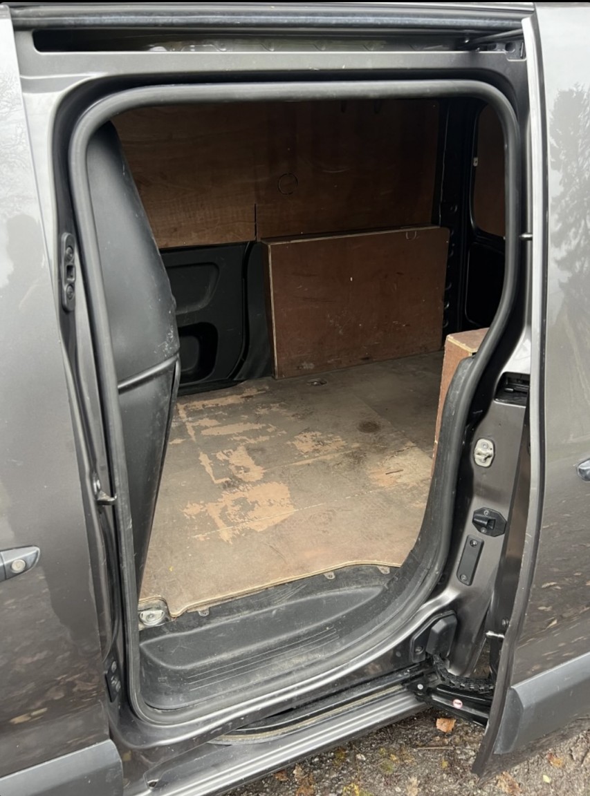 Used Citroen Berlingo 2021 for sale - 77237125: Photo 12