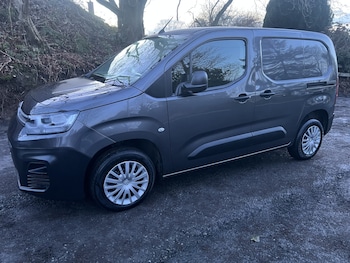 Used Citroen Berlingo 2021 for sale - 77237125: Photo
